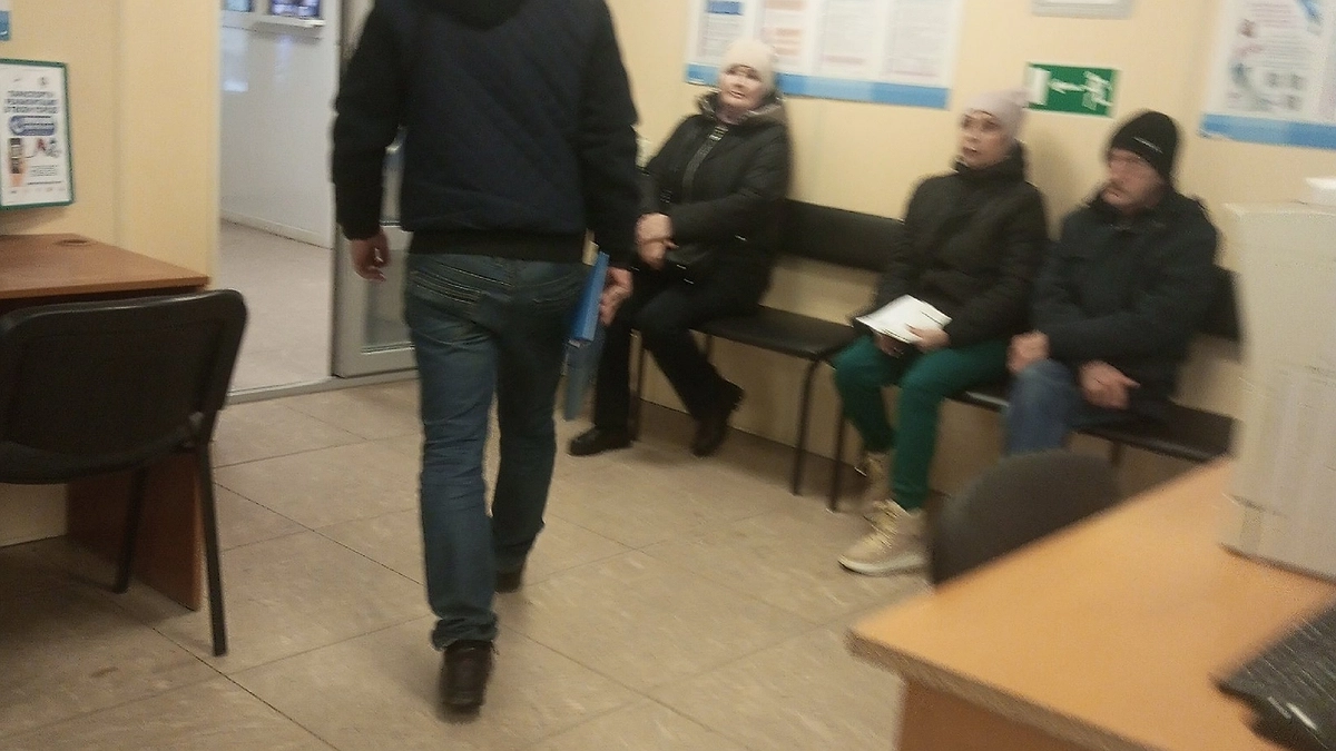 Главная картинка новости: И работающим, и неработающим. Каждому, кто получает пенсию, дадут разовую выплату уже в апреле