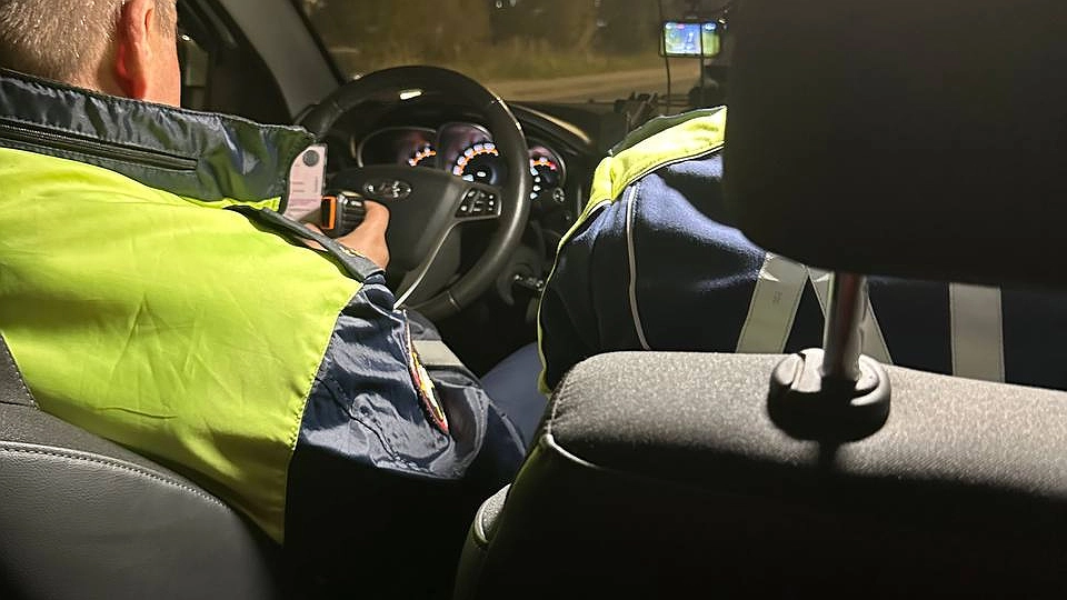 С августа — массовая эвакуация авто: ГИБДД начинает рейд по лишенным прав водителям