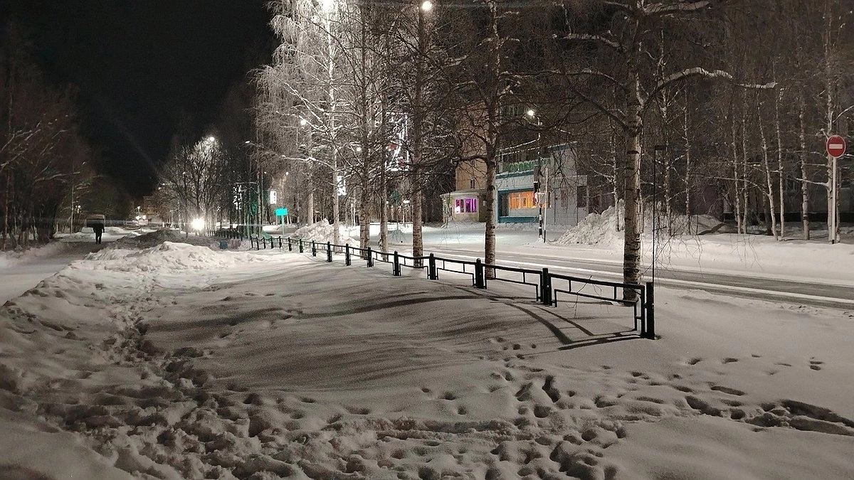 Главная картинка новости: Усинск погружается в зимнюю стужу: прогноз погоды на 18 декабря 2024 года
