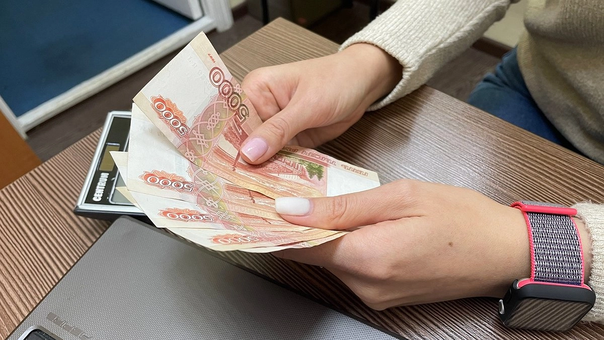 Главная картинка новости: В Коми директор предприятия стал фигурантом уголовного дела за долги по зарплате