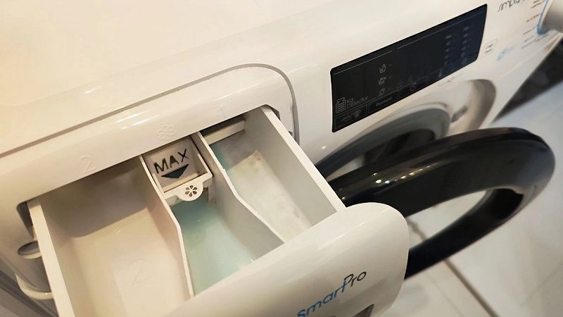 Главная картинка новости: Белье без "тухлого" запаха: добавляю копеечные средства в стиральную машинку — всё свежее после 1 стирки  