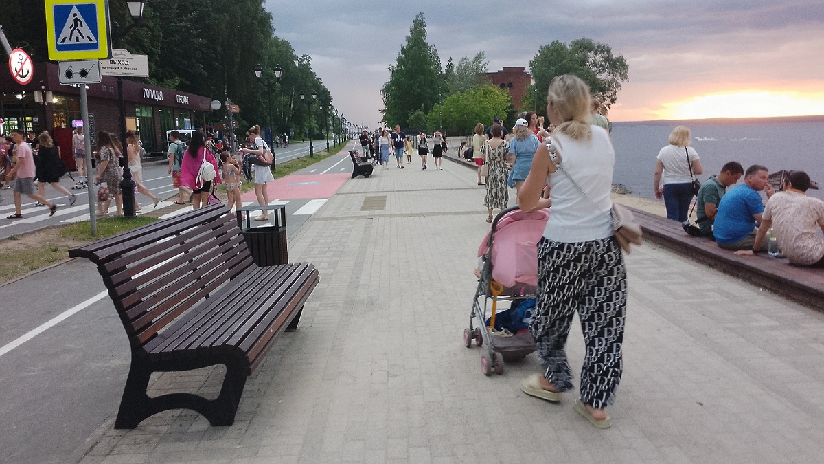 Главная картинка новости: «Шутники с российскими пенсиями, запретили туристкам купальники на улицах». Интересные факты об Абхазии и абхазах, что многим неизвестны