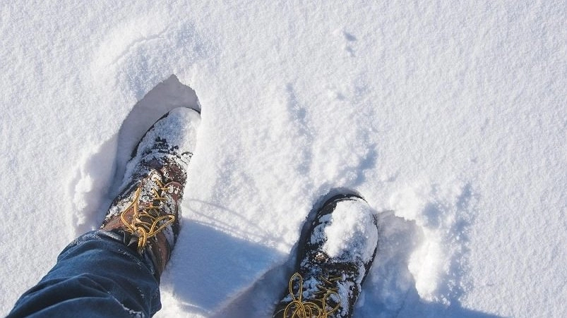Ногам будет тепло даже в легких носках: 1 шарик на стельку зимой - греет как теплые полы