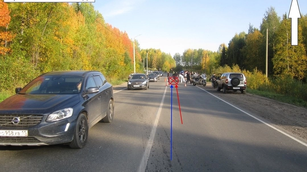 Главная картинка новости: В Коми мотоциклист погиб под колесами попутного двухколесного транспорта