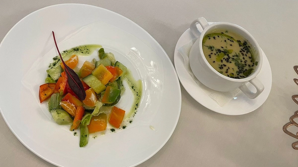 Главная картинка новости: Гастрономическое помешательство: почему жители Коми все чаще выбирают внештатные трапезы