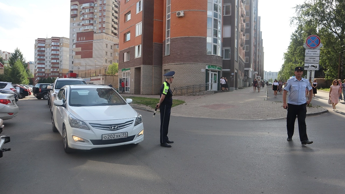 Главная картинка новости: Теперь это запрещено с 10:00 до 22:00 – новое правило для тех, кто водит автомобиль