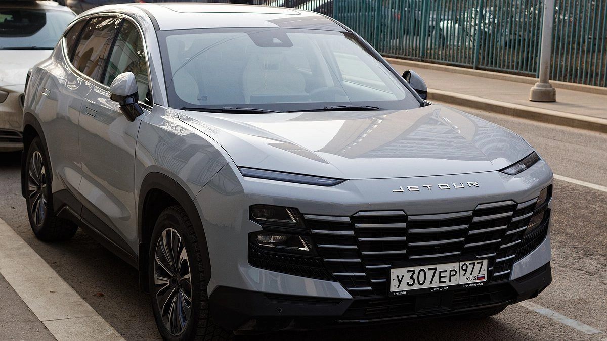 Главная картинка новости: 3 млн рублей выкинул на ветер: честный отзыв владельца китайского кроссовера Jetour Dashing - жаль, что поздно понял