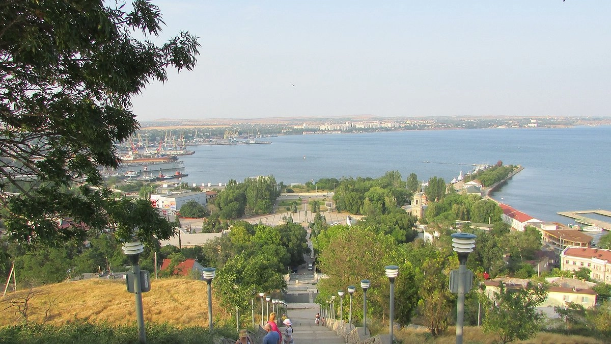 Главная картинка новости: Жители Коми с производственными травмами получат возможность реабилитации в крымских и краснодарских санаториях