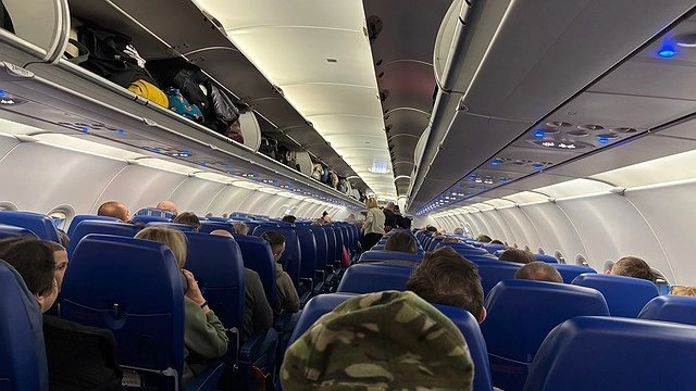 Главная картинка новости: В Коми за 2024 год перевезли 810 тысяч авиапассажиров