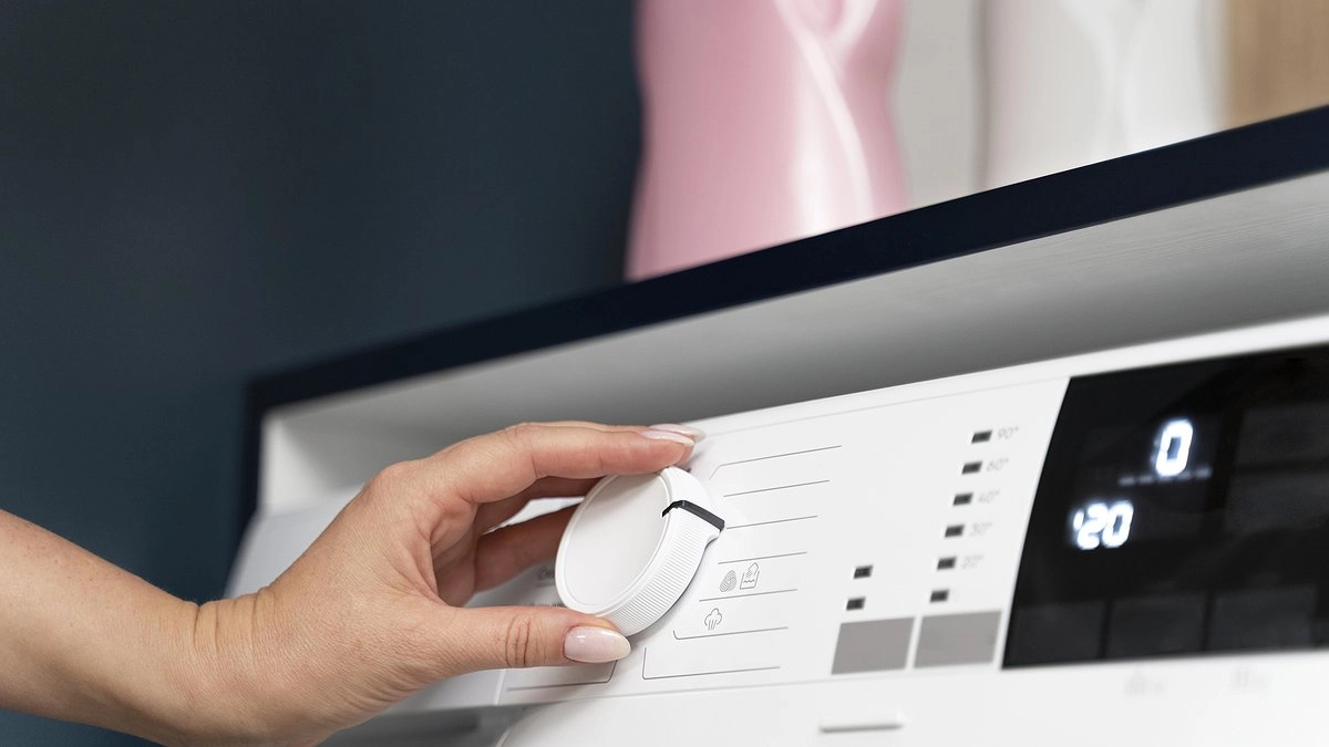 Зажмите 2 кнопки -  и стиралка самостоятельно избавится от загрязнений, плесени и остатков порошка: секрет вечной службы