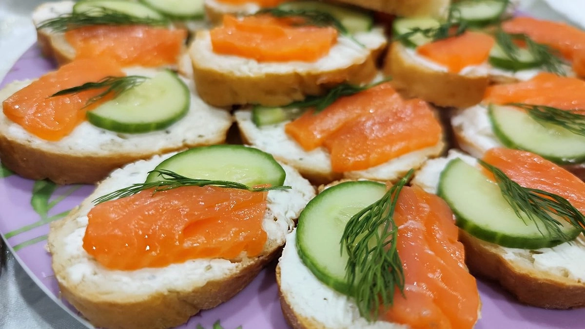 Главная картинка новости: Названа самая полезная для человека рыба — ешьте дважды в неделю. Содержит селен, фосфор и хороша на вкус