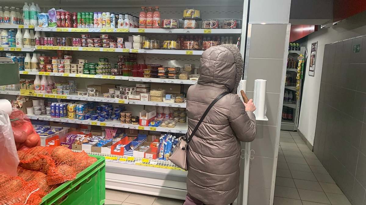 Главная картинка новости: Народ дошёл до ручки: что происходит в «Магните» - основано на реальных событиях