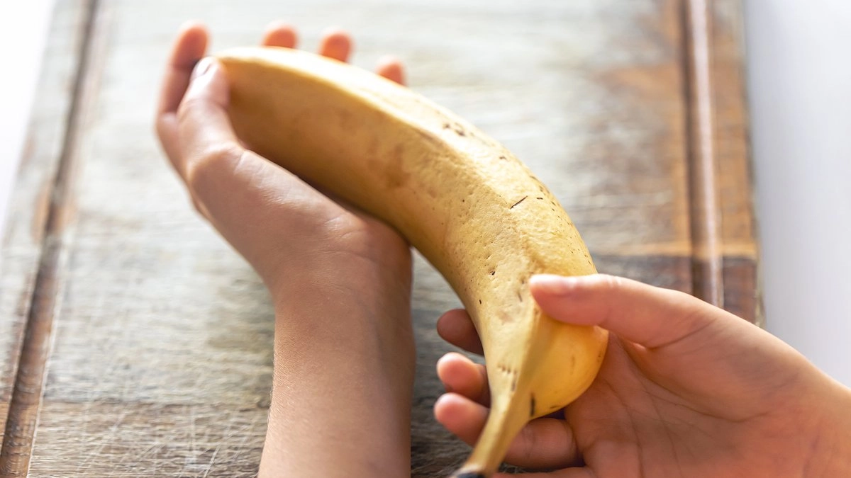 Банан в день и всё: вот почему во Франции с каждым днем всё меньше людей едят фрукты и овощи