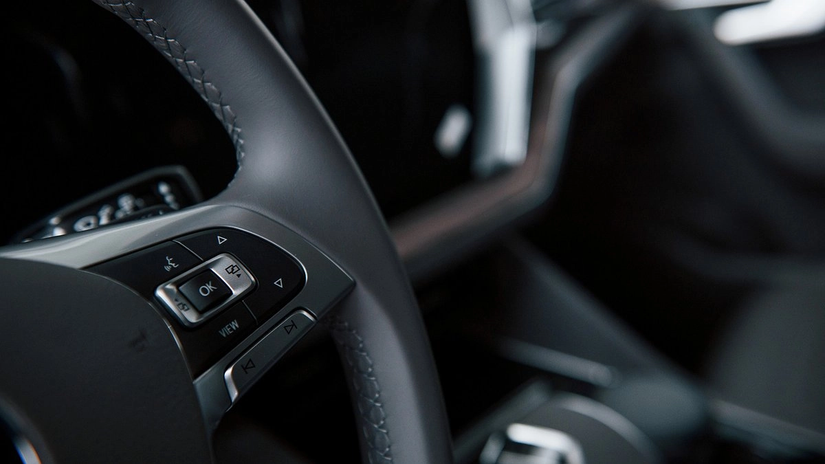 Главная картинка новости: Дилеры избавляются от Chery, Geely, Haval, Jetour, Aito и других китайских машин с большими скидками до 1,6 млн рублей