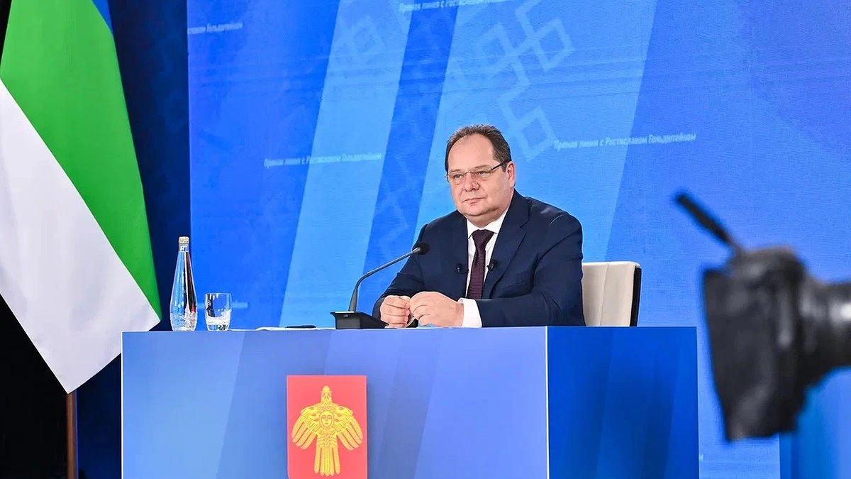 Главная картинка новости: В Коми подвели итоги первой прямой линии с Ростиславом Гольдштейном