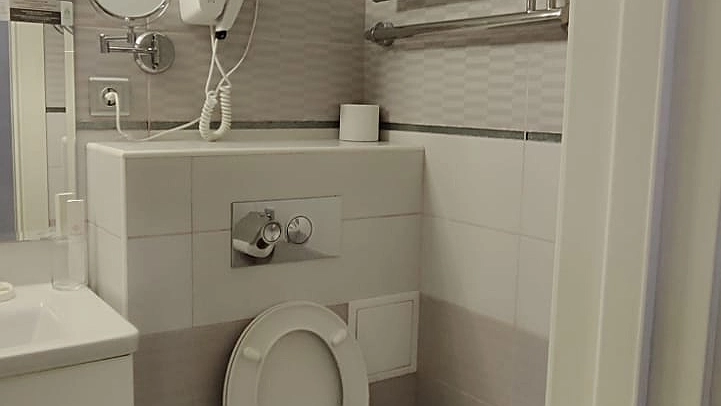 Главная картинка новости: С 15 мая запрещено: штраф 5 тысяч рублей для тех, у кого дома стоит унитаз