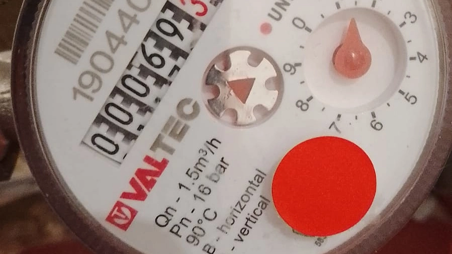 По 7 500 рублей с квартиры: новое правило для тех, у кого установлены дома счетчики ЖКХ