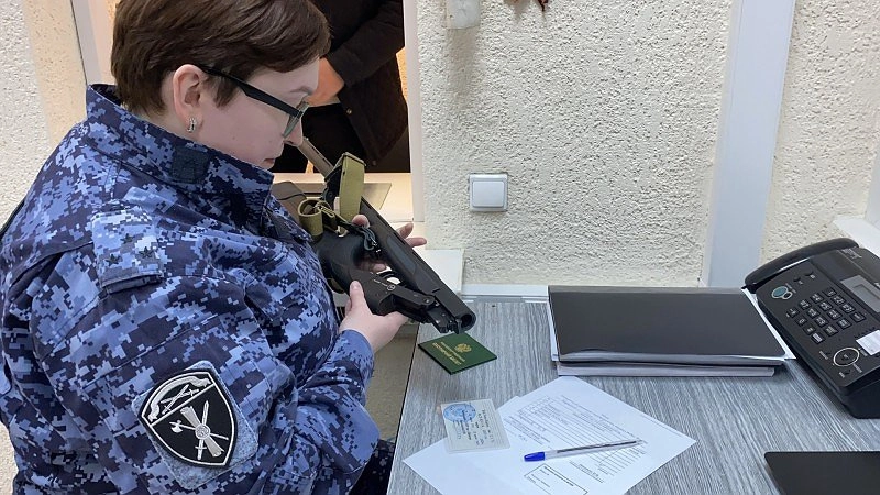 Главная картинка новости: Росгвардия в Коми усиливает контроль за оборотом оружия: изъяты десятки единиц