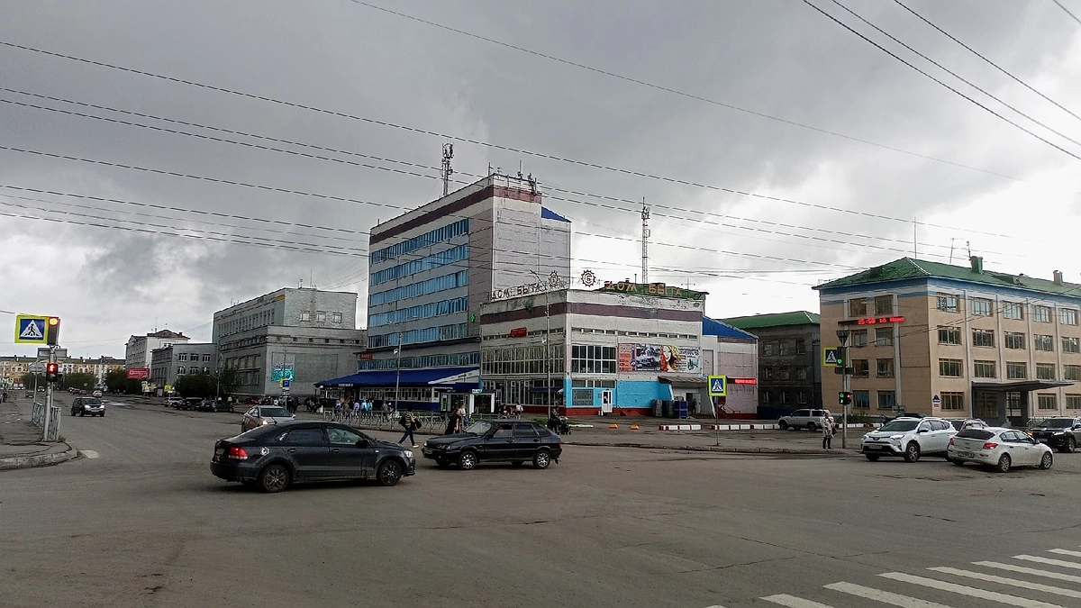 Главная картинка новости: В эти 5 городов России больше никогда не поеду: честный отзыв россиянки - туда массово едут туристы, а я вижу совершенно другое