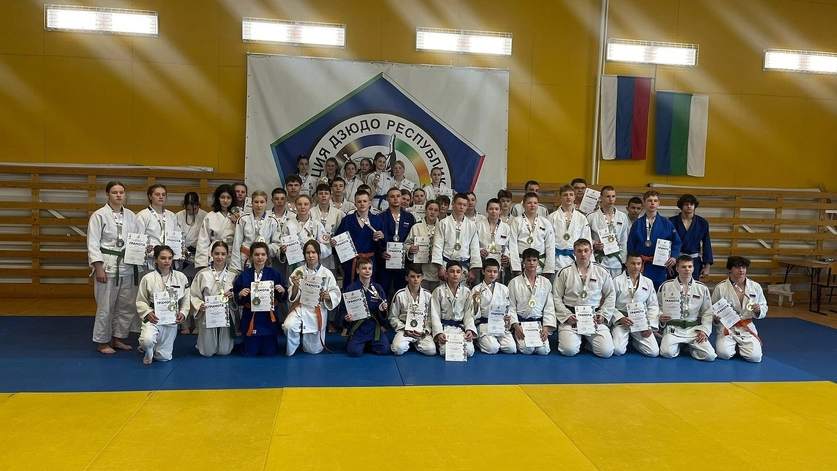 Юные дзюдоисты Усинска завоевали призовые места на Первенстве Республики Коми в Сыктывкаре