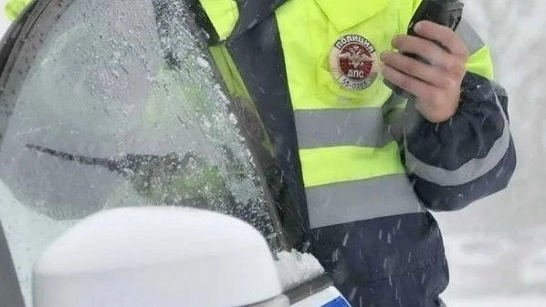 Главная картинка новости: В Усинске проведут операцию «Безопасная дорога» против нетрезвого вождения