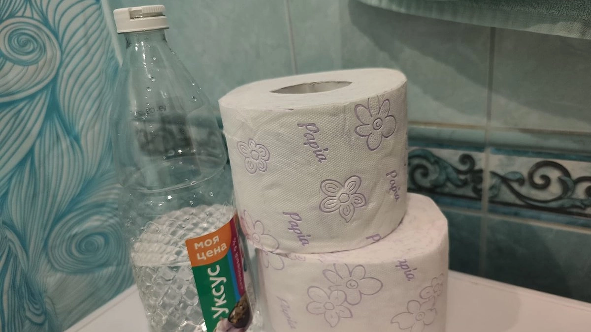 Замоченная в уксусе туалетная бумага поможет вам решить все бытовые проблемы - необычный, но эффективный лайфхак