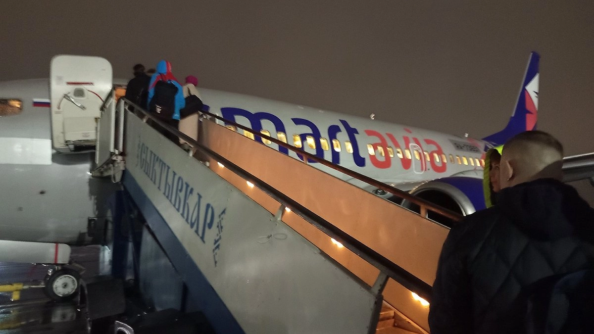 Главная картинка новости: За границу – только без долгов: житель Коми поплатился за беспечность в аэропорту