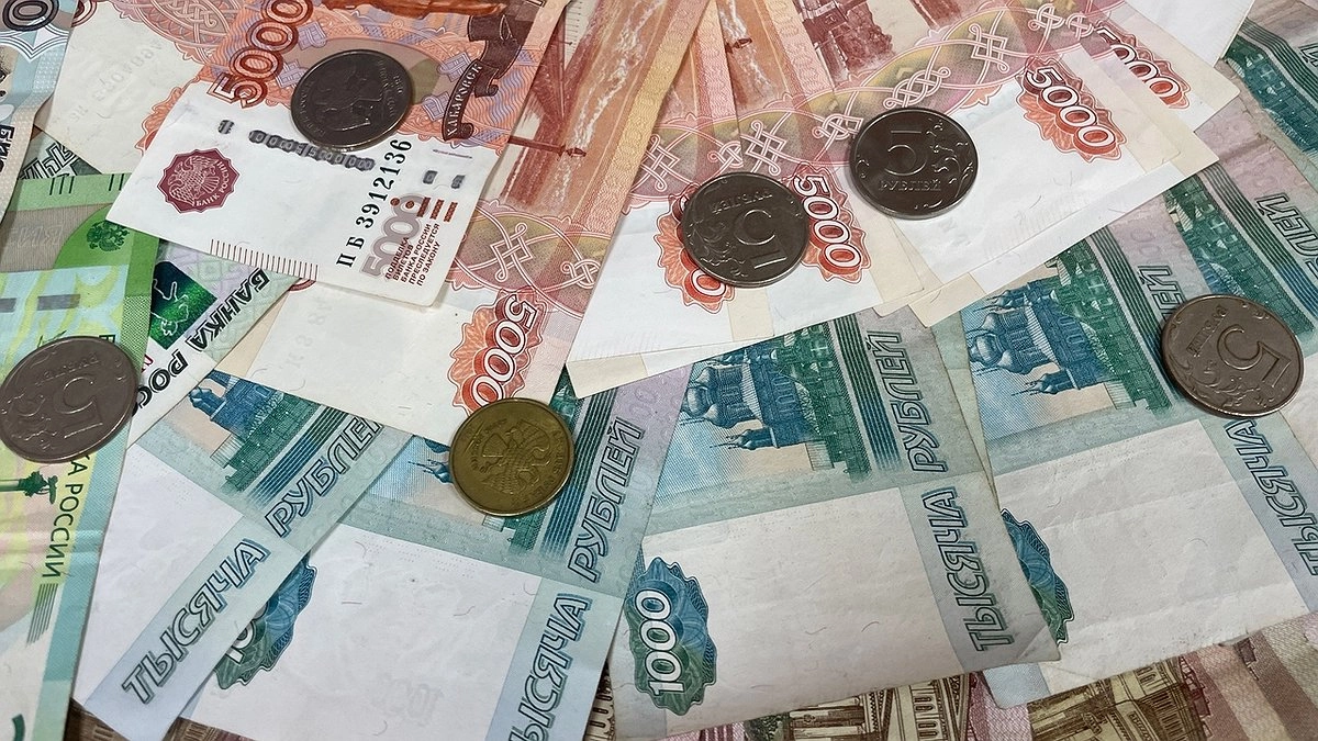 Главная картинка новости: В Коми руководитель ЧОПа осужден за несвоевременную выплату зарплаты работникам