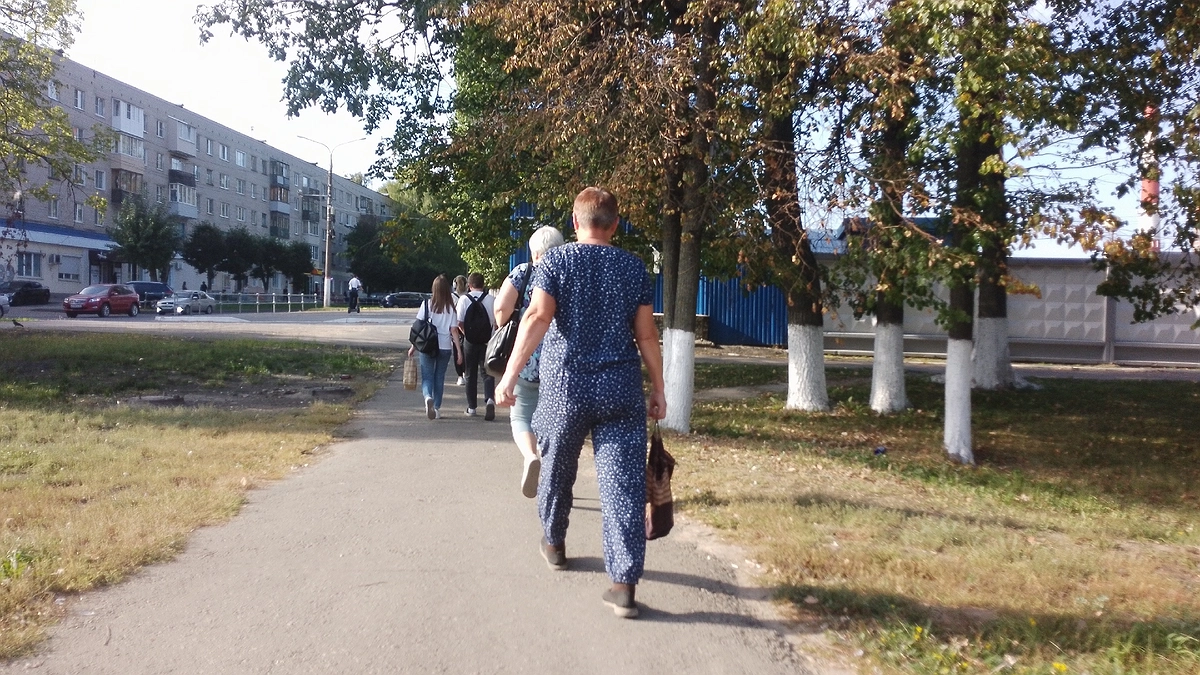 Люди засмеют у всех на глазах: в этом слове нет буквы «З», но каждый второй ее упорно вставляет - запомните это правило раз и навсегда