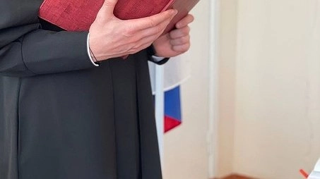 Главная картинка новости: В Коми подростки заплатят штраф за ложные вызовы полиции