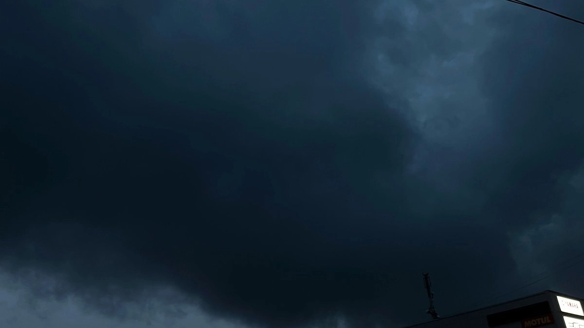 Республику Коми накроет грозами и ливнями 1 июня