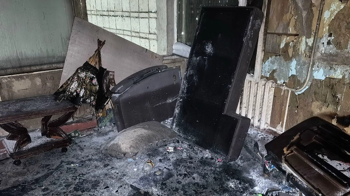 Главная картинка новости: В Коми халатность людей привела к двум пожарам за сутки