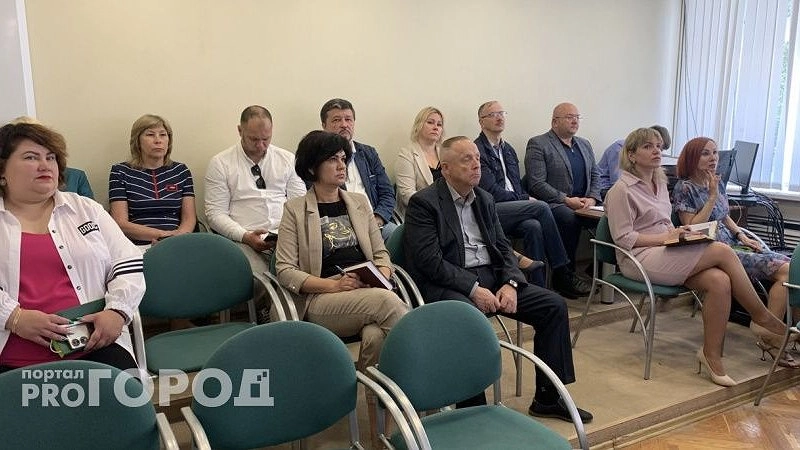 Главная картинка новости: Предпринимателей и фирм в Коми стало меньше