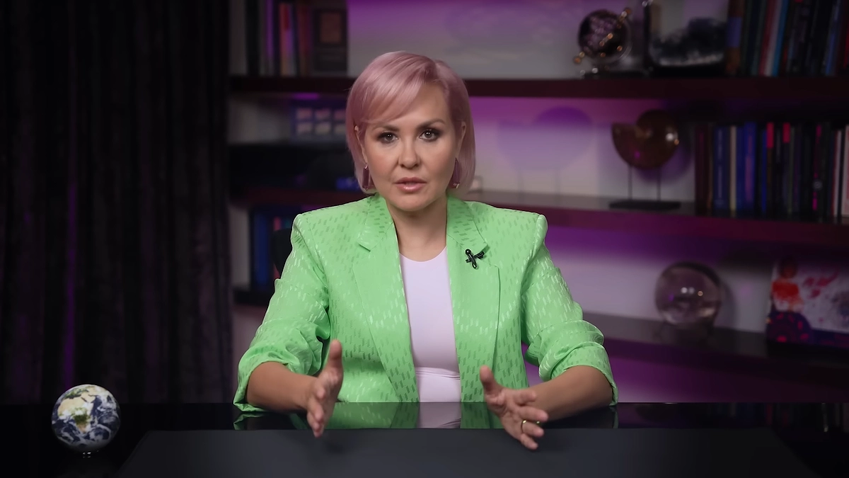 Главная картинка новости: Попутный ветер до конца жизни: Володина назвала только 2 знака, для которых начнется золотое время