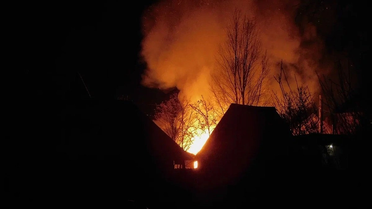 За день в Республике Коми ликвидировали 7 пожаров