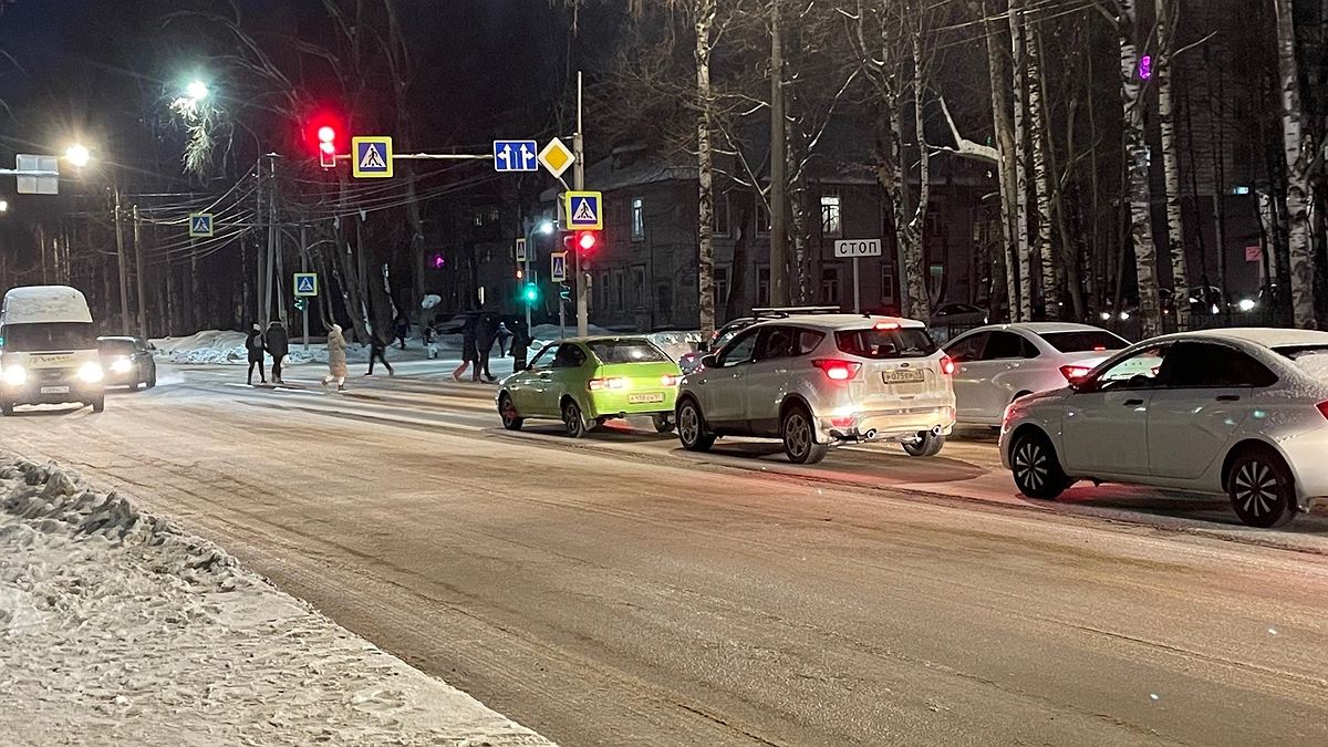 Вот за сколько метров нужно тормозить перед камерой, чтобы не получить неприятный штраф за скорость