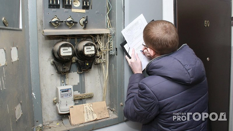 Главная картинка новости: Новое правило вводится для всех, у кого в квартире стоят счетчики больше 3 лет - собственники потеряли дар речи