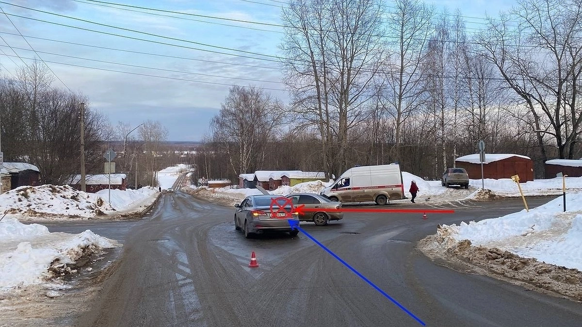 В Коми в ДТП пострадали две девушки