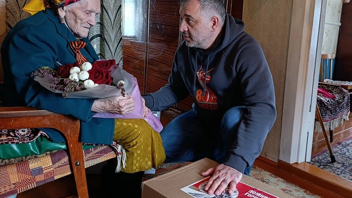 Главная картинка новости: В Усинске чествуют ветеранов трудового фронта в преддверии Дня Победы