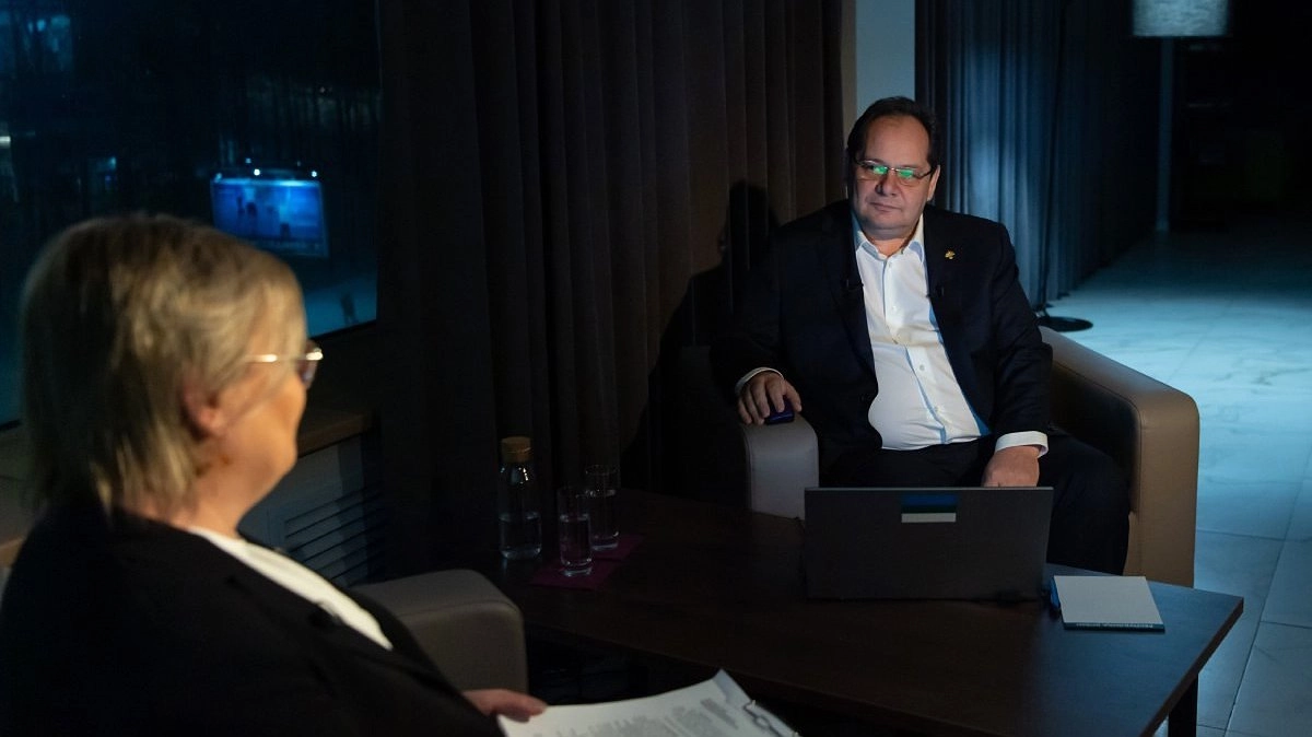 Главная картинка новости: За вранье буду сразу отрывать голову - Ростислав Гольдштейн 