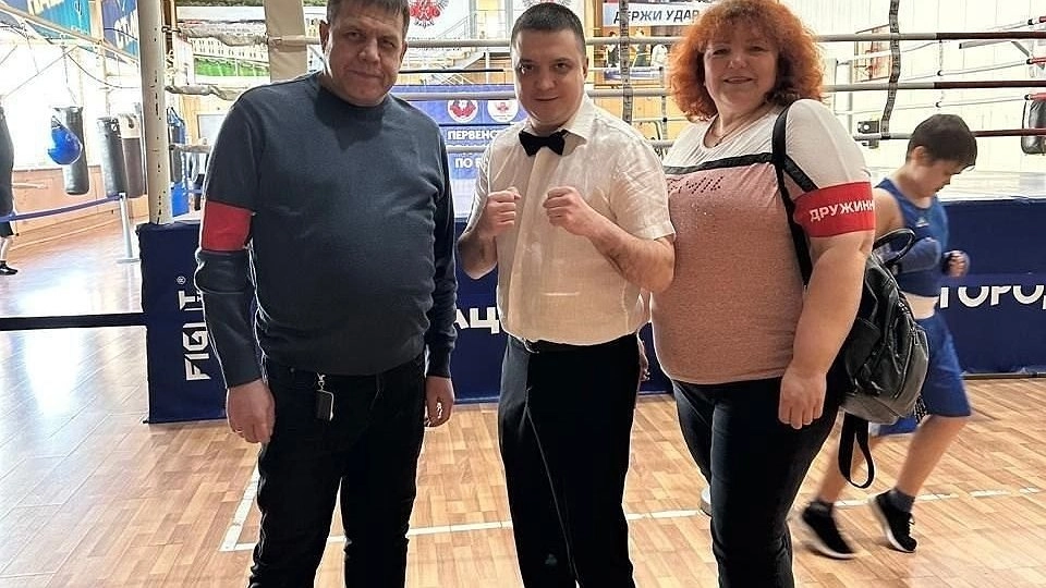 Главная картинка новости: Усинский дружинник стал лучшим в Коми