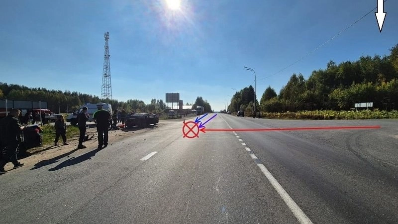 Главная картинка новости: В тройном ДТП в Коми пострадали четыре человека