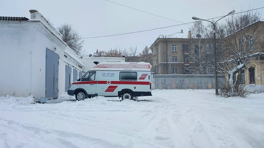 Главная картинка новости: В Коми подросток упал в колодец и провел там 40 минут