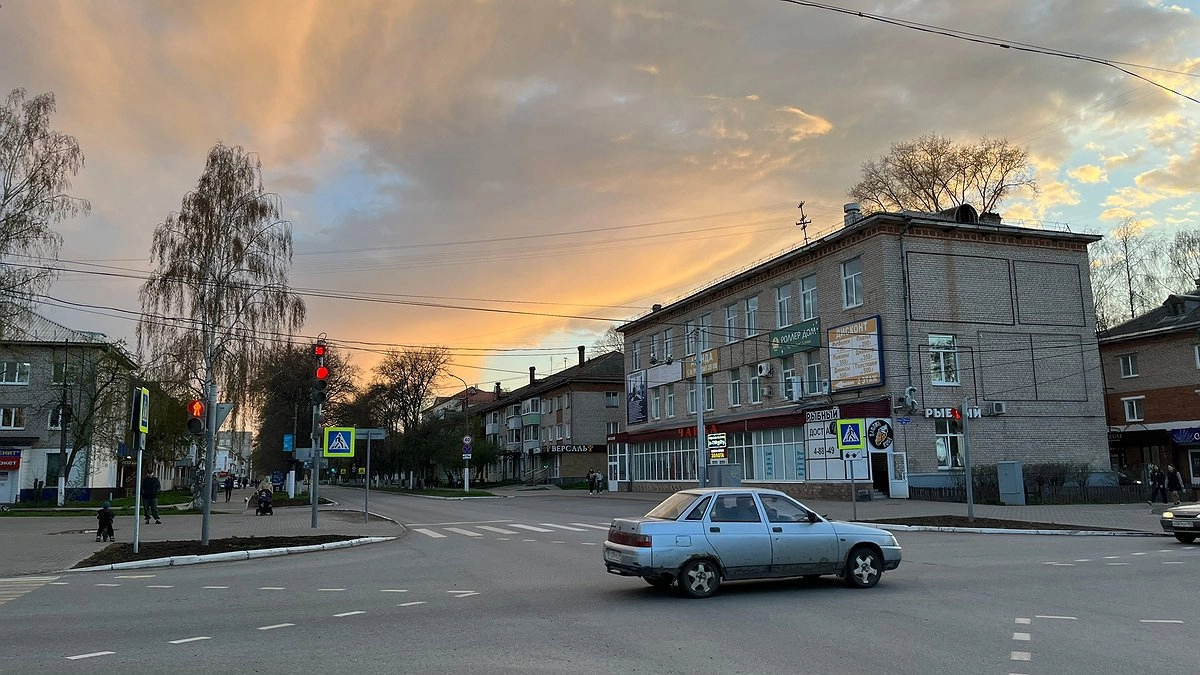 Главная картинка новости: Усинск встречает четверг прохладным солнцем