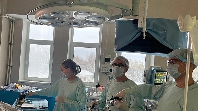 В главной больнице Коми врачи выполнили сложное хирургическое вмешательство