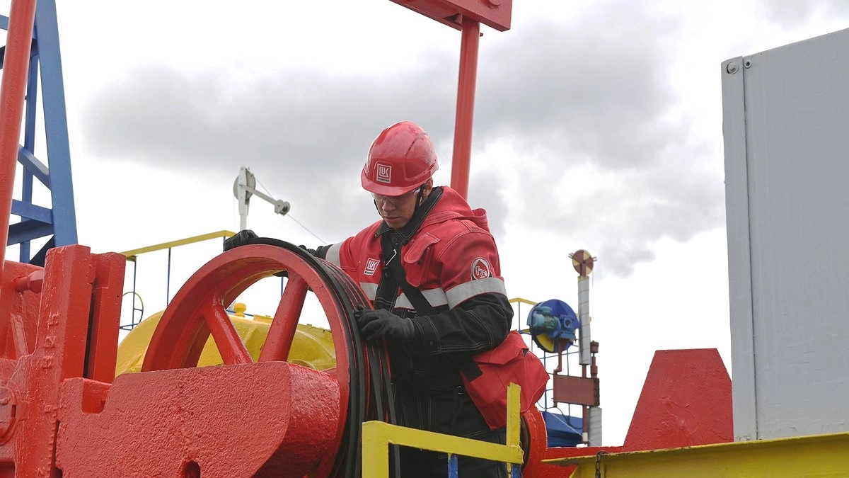 Главная картинка новости: В Усинске определили лучших нефтяников года: итоги профессионального конкурса ЛУКОЙЛа