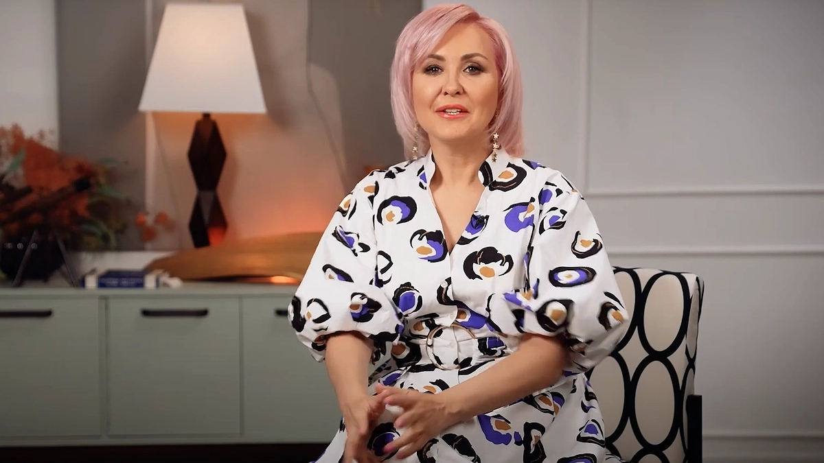 Главная картинка новости: Василиса Володина предрекает только этому знаку головокружительный успех в марте 2025