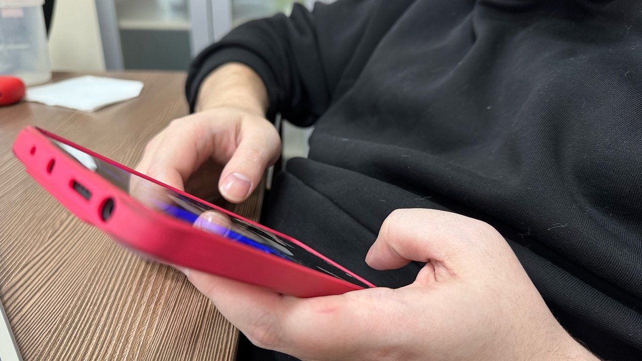 Главная картинка новости: Житель Усинска перевел на «безопасный счет» свыше 300 тысяч сбережений и потерял к ним доступ