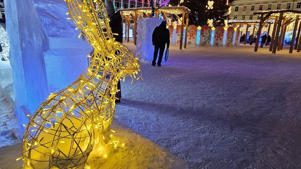 Главная картинка новости: Новогодние праздники переносят из-за ситуации в стране: январские каникулы 2024-2025 больше не будут, как раньше