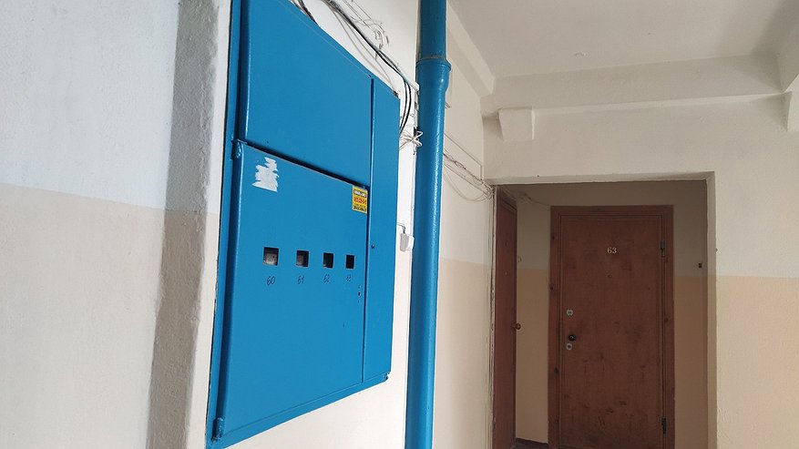 Главная картинка новости: В Коми депутаты «уволили» главу поселения за передачу муниципальной квартиры сестре